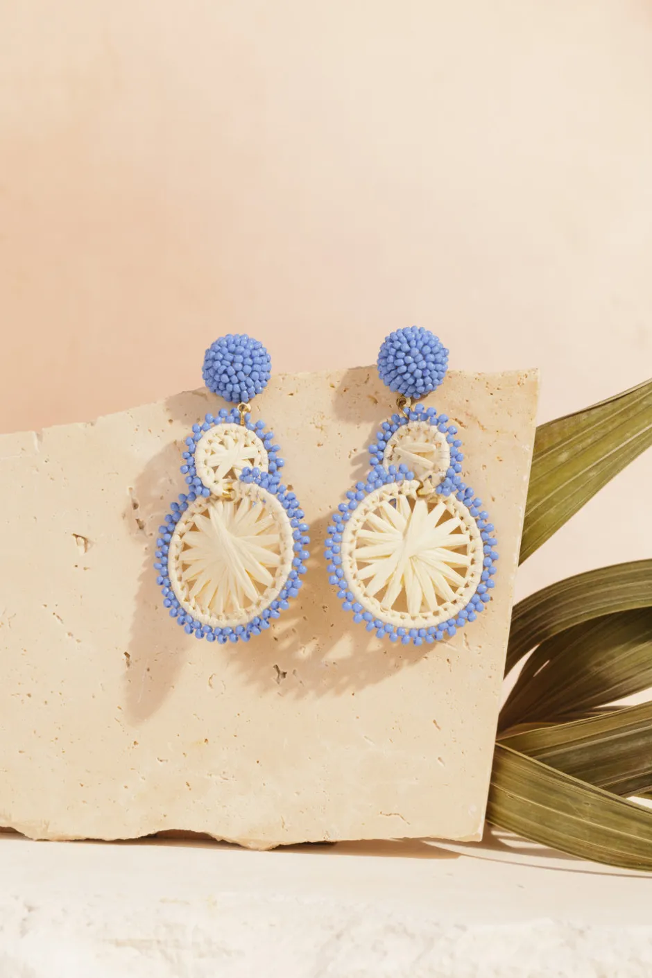 boucles_doreilles_pepitcho_ecrubleu_0.webp Boucles D'Oreilles Pepitcho | Des Petit Hauts New