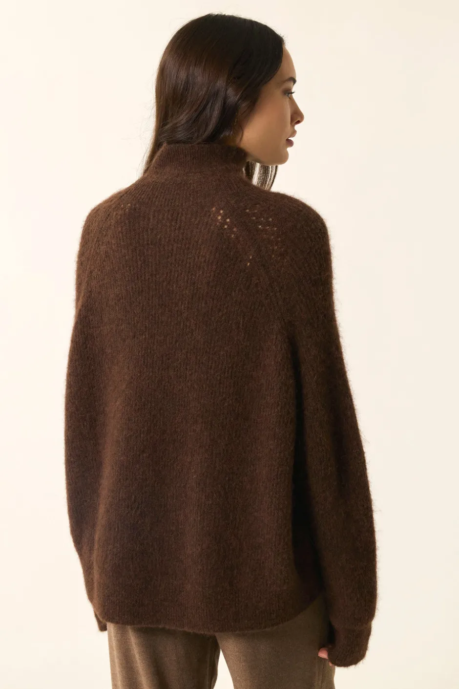 pull_bergamote_ours_3.webp Pull Bergamote | Des Petit Hauts Shop