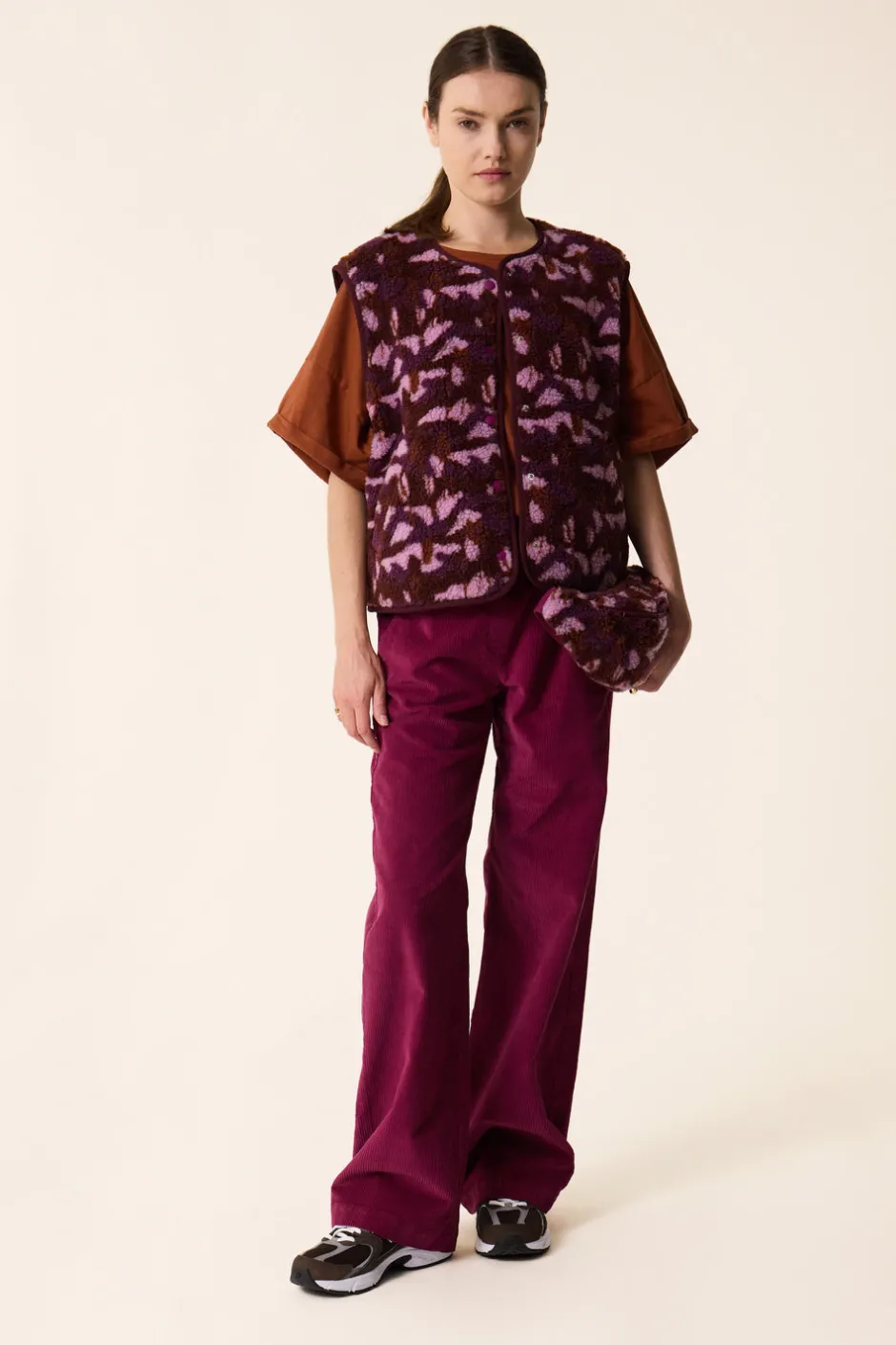 veste_maille_sans_manches_kadi_manitou_bruyere_2.webp Veste maille sans manches Kadi | Des Petit Hauts Discount