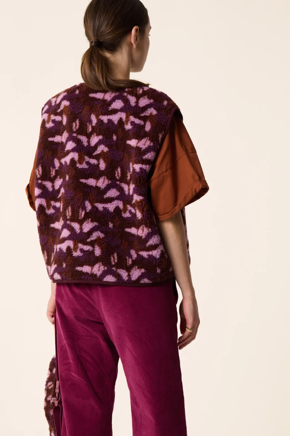 veste_maille_sans_manches_kadi_manitou_bruyere_5.webp Veste maille sans manches Kadi | Des Petit Hauts Discount